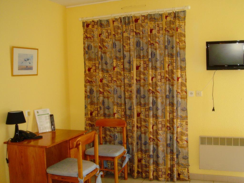 Motel Des Bruyeres Lamotte-Beuvron Pokoj fotografie