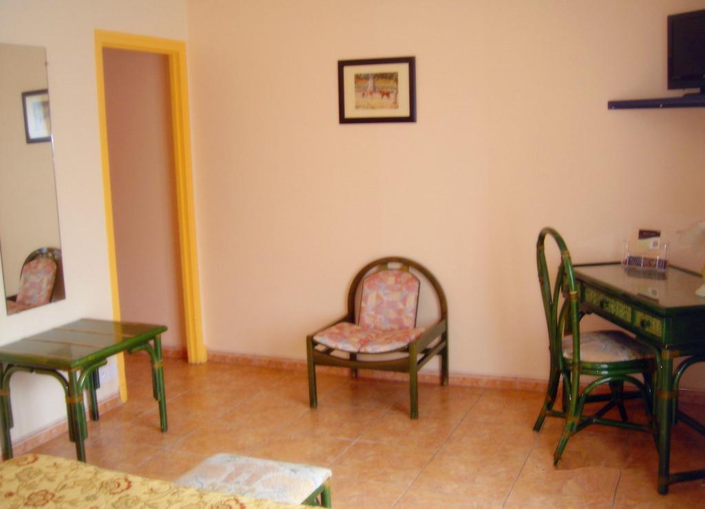 Motel Des Bruyeres Lamotte-Beuvron Pokoj fotografie