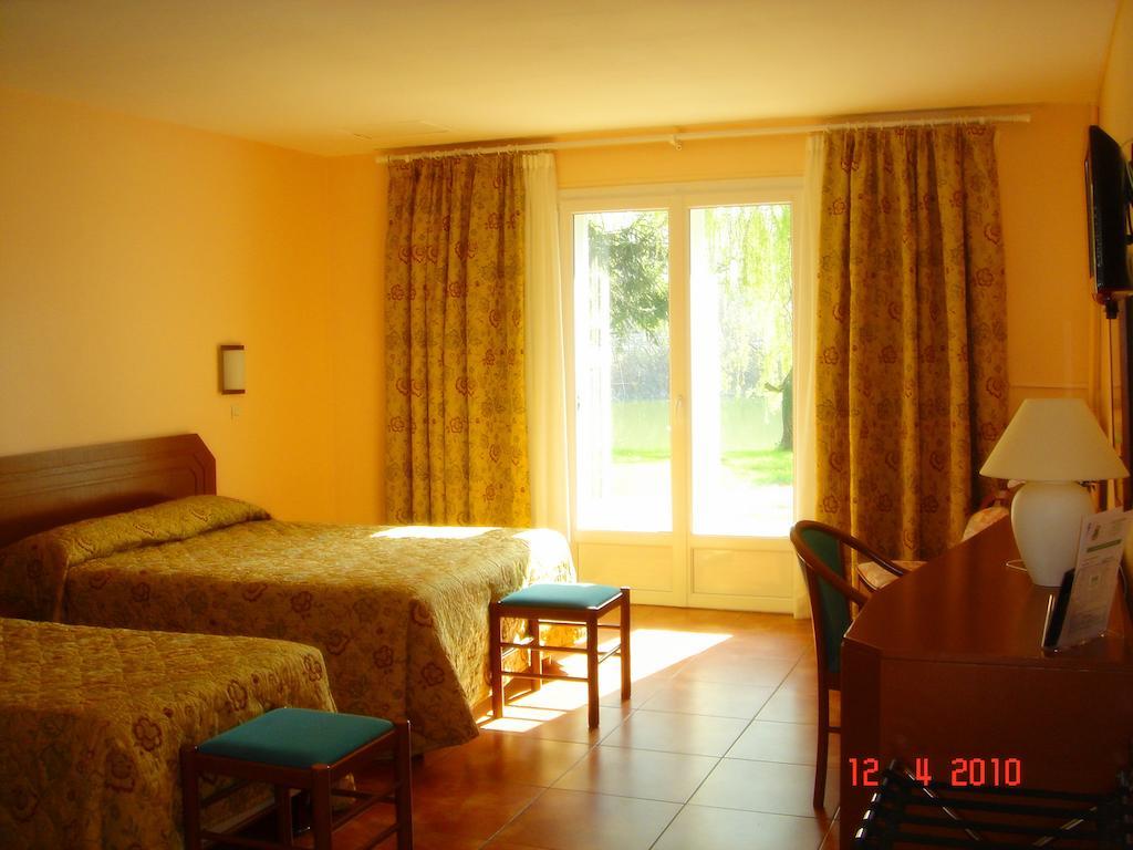 Motel Des Bruyeres Lamotte-Beuvron Pokoj fotografie
